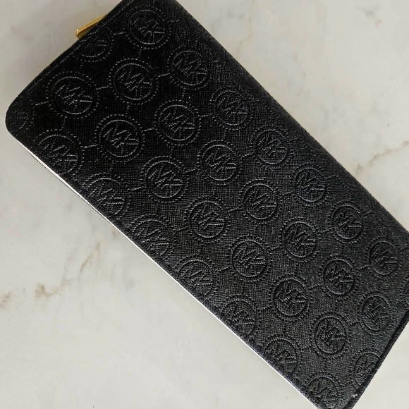 Wallet - Picture 4 of 4